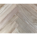 Multi Layer Solid Wood Flooring European Oak Hardwood